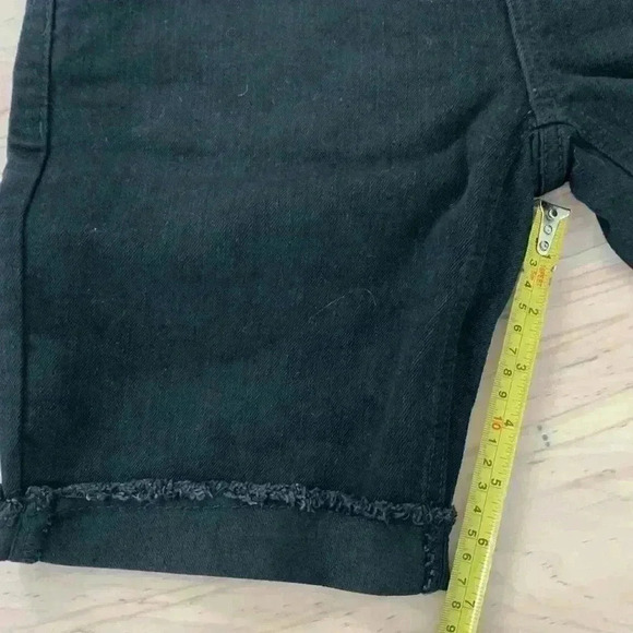 Levi Boys New with Tags 511 Slim Cut-off Black Denim Shorts - Picture 8 of 10